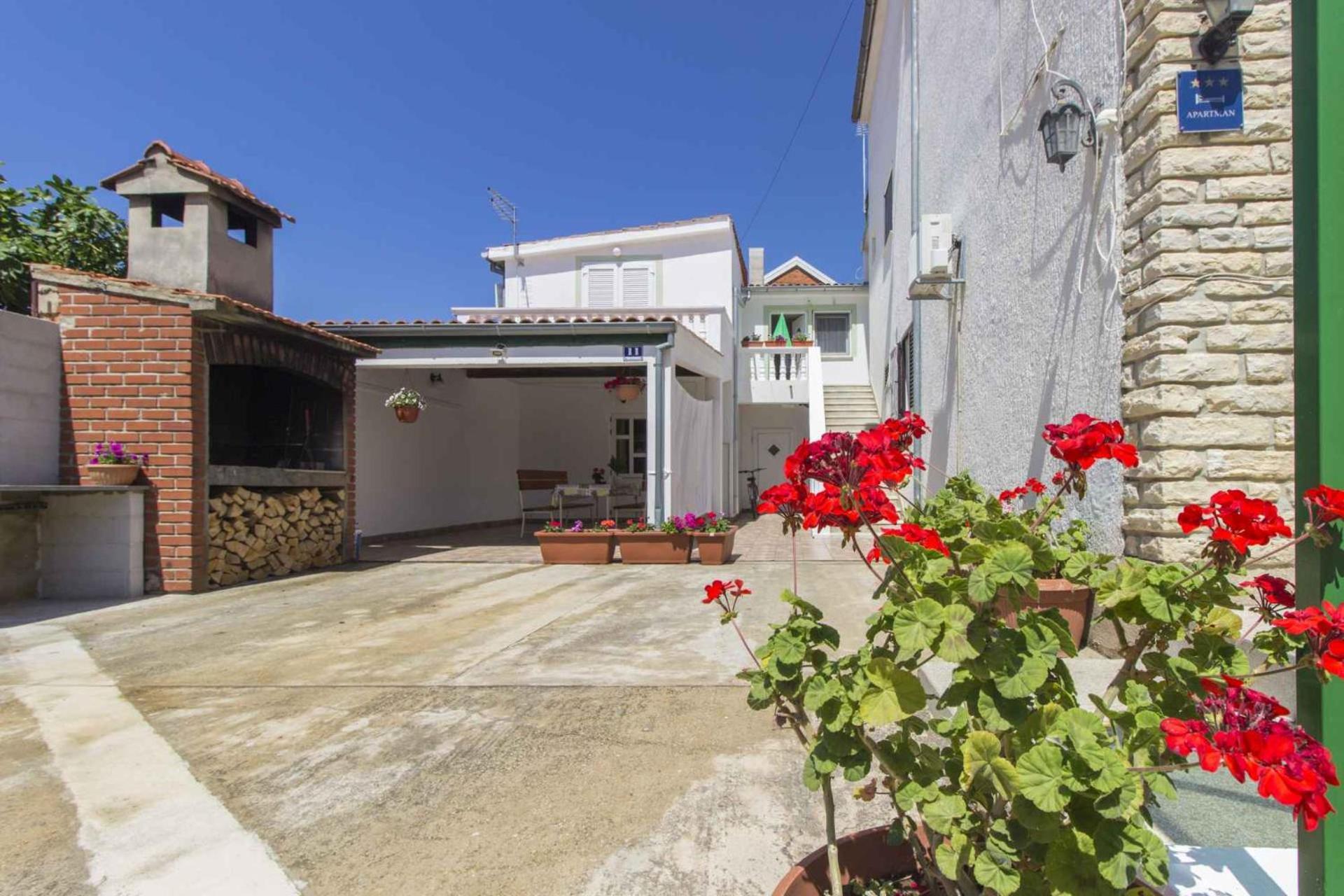 Apartmani Alaga B Tribunj  Exterior photo